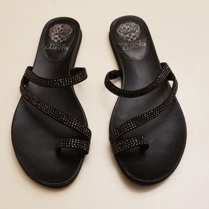Vince Camuto black flat sandals, sz 8m